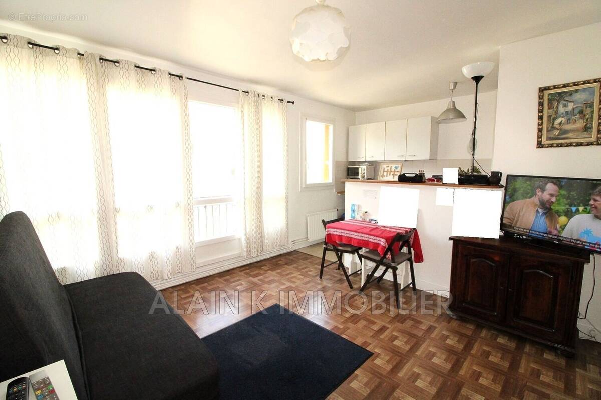 Appartement à CHAVILLE