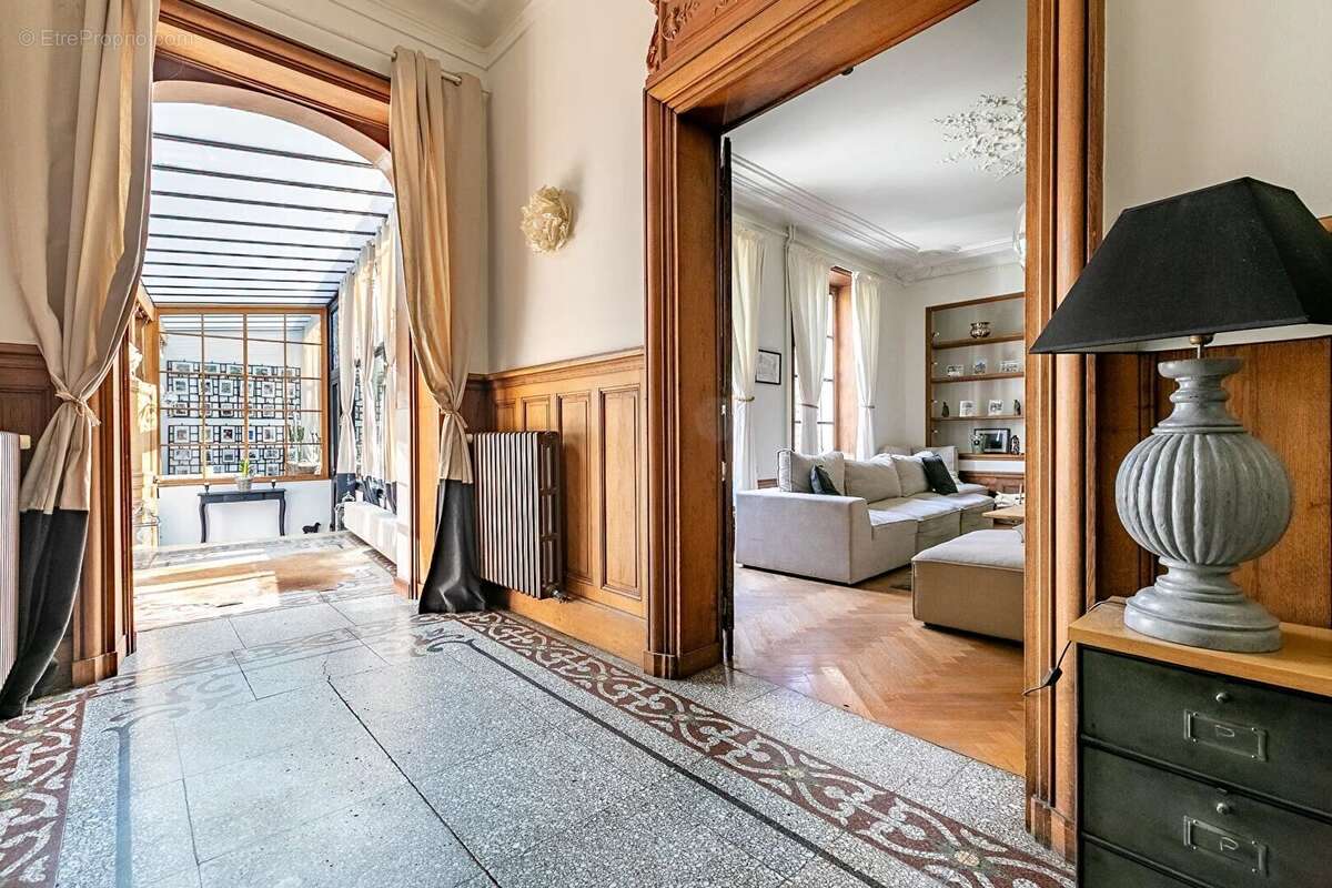 Maison Senlis 9 pièce(s) 250 m2 - photo 3