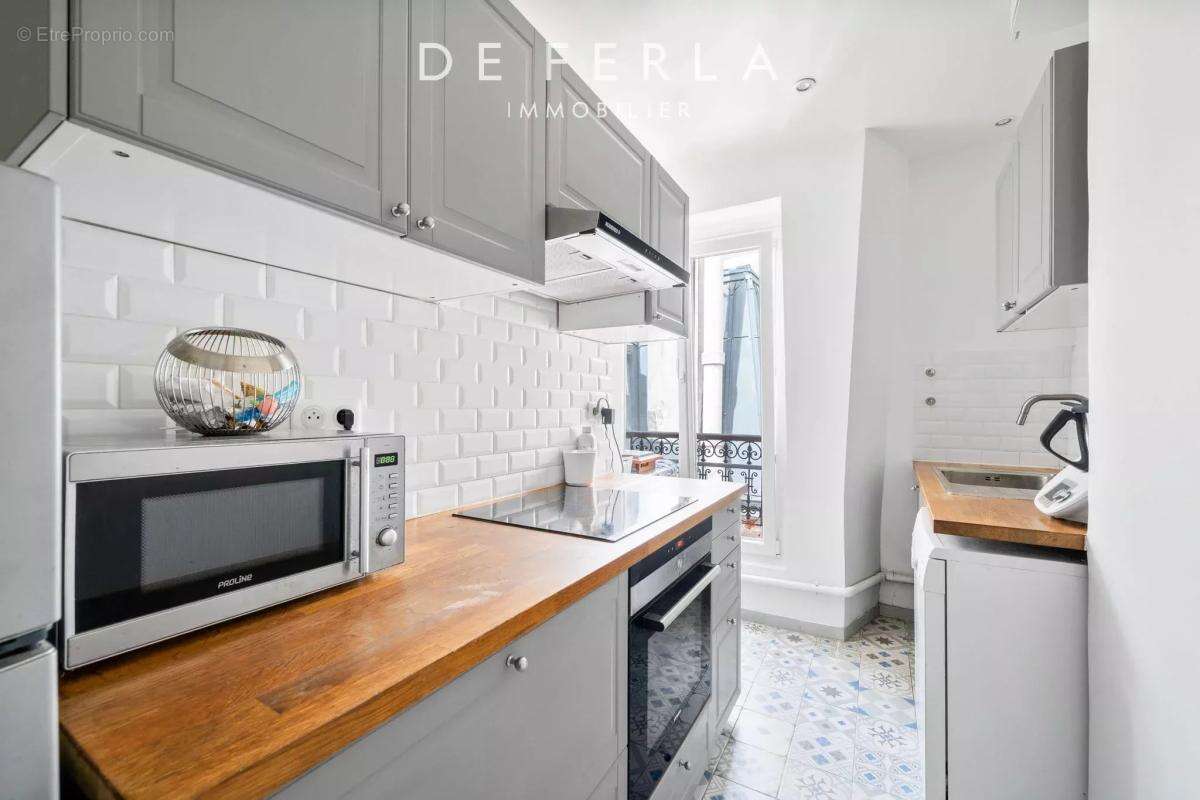 Appartement à PARIS-15E