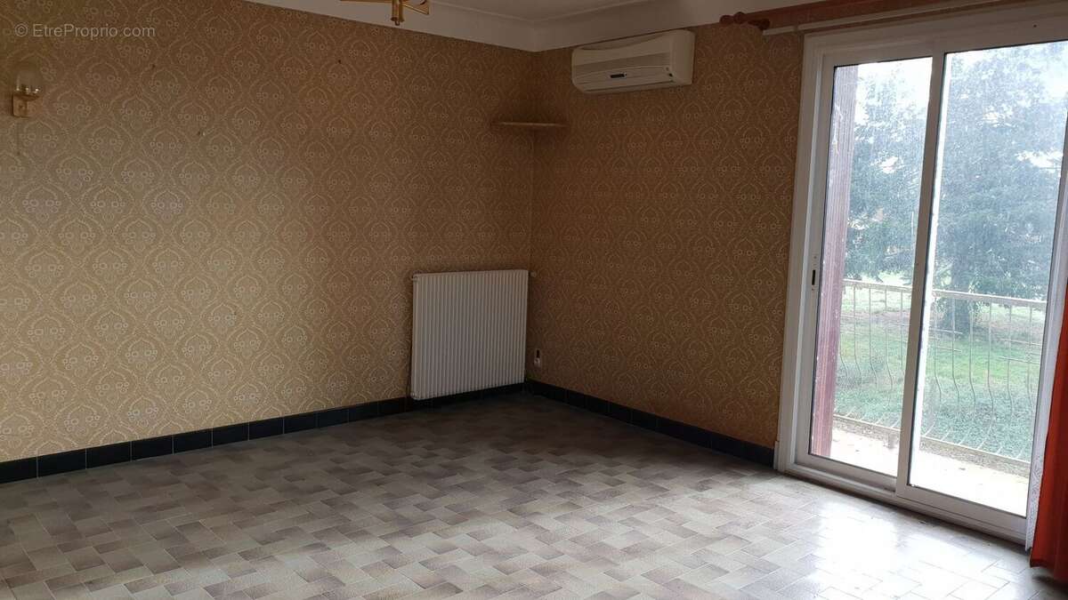 m salon 2 - Maison à TRIE-SUR-BAISE