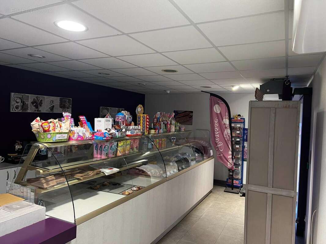 Photo 4 - Commerce à SEVERAC