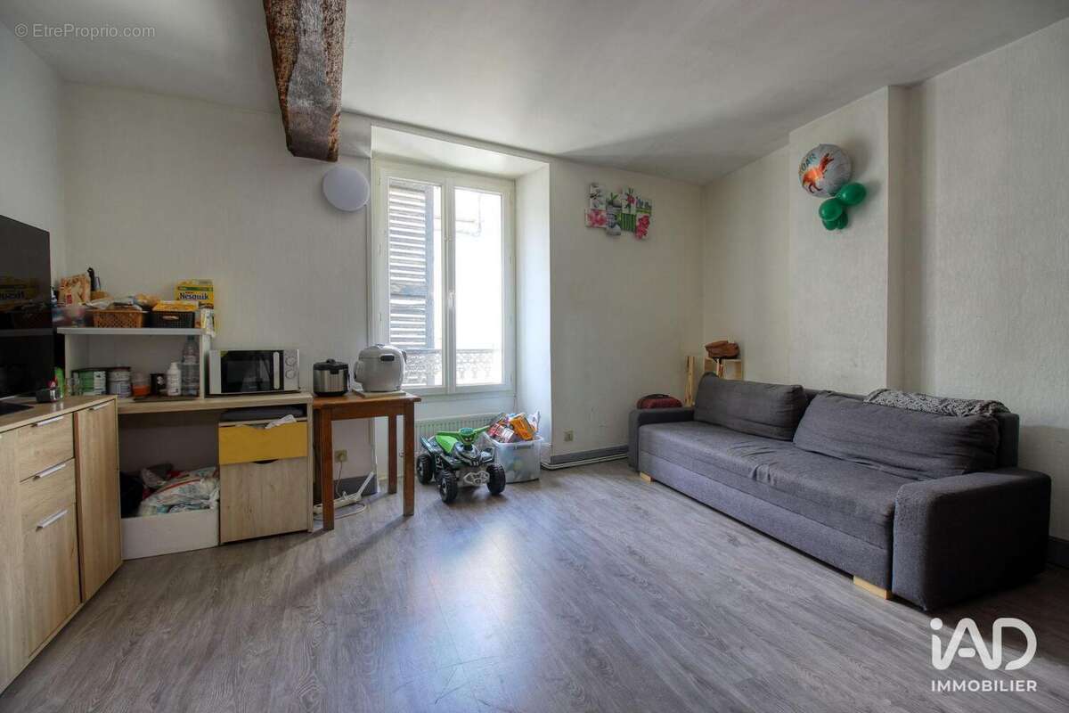 Photo 6 - Commerce à ETAMPES