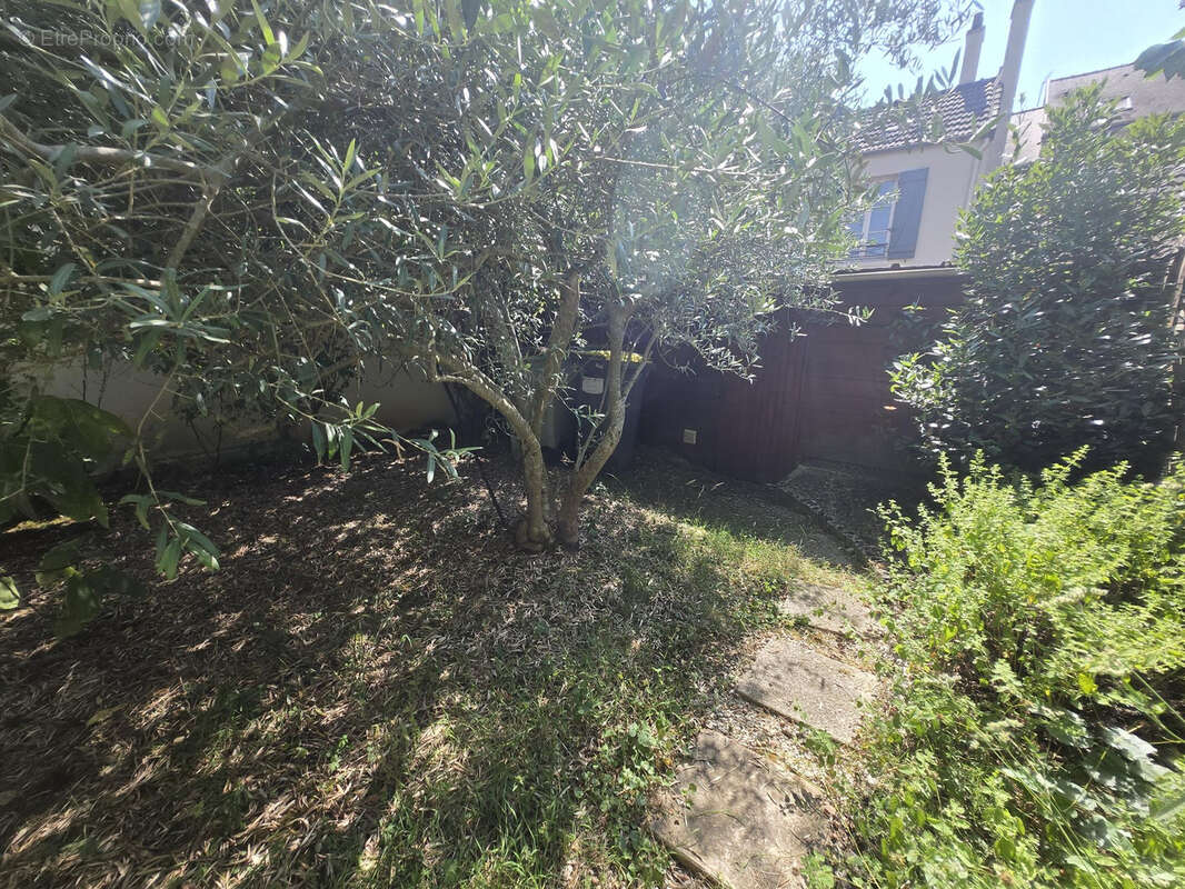 Maison à BOUSSY-SAINT-ANTOINE