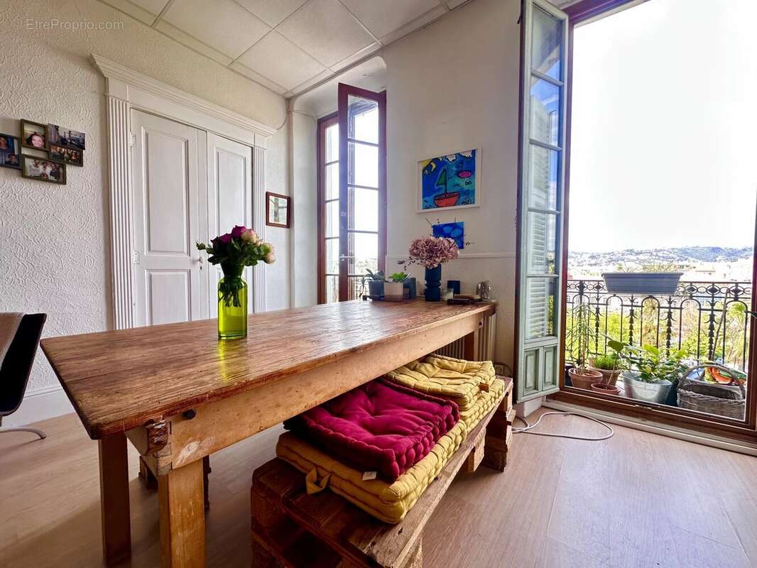 Appartement à NICE