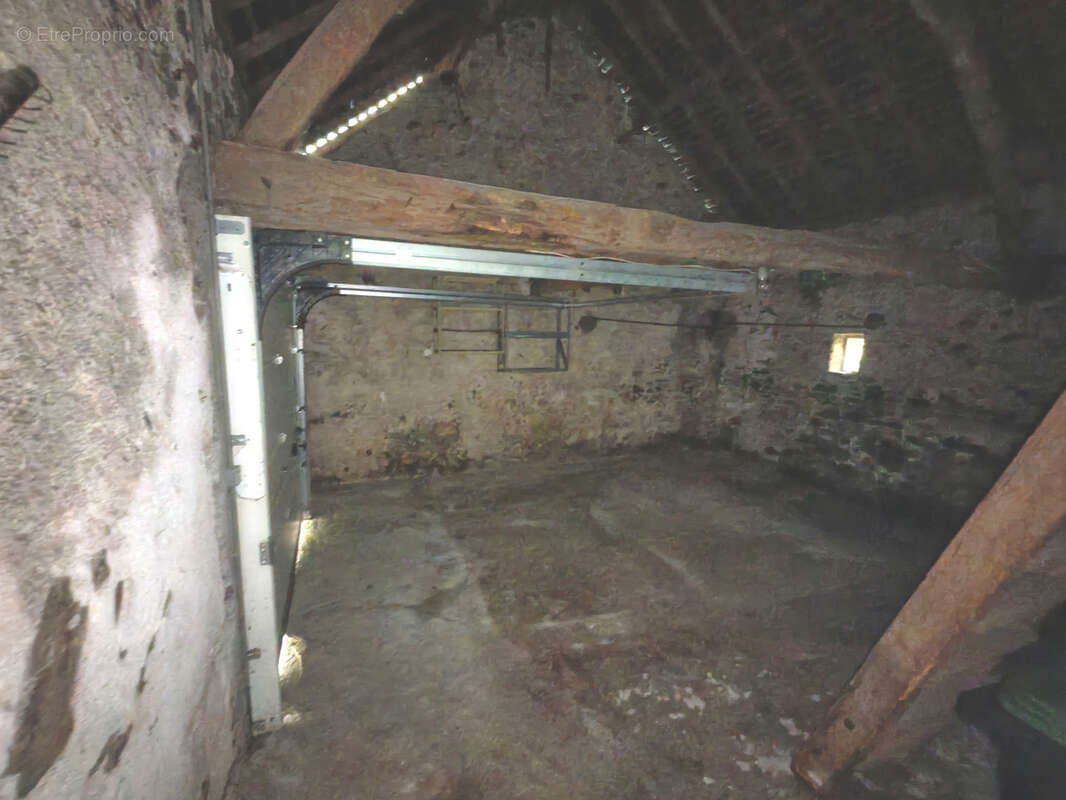 Maison à LA ROUXIERE