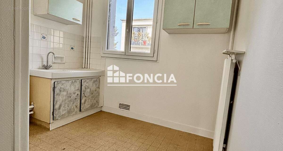 Appartement à SAINT-MAUR-DES-FOSSES