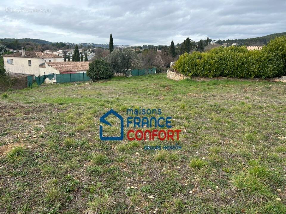 Terrain à DRAGUIGNAN