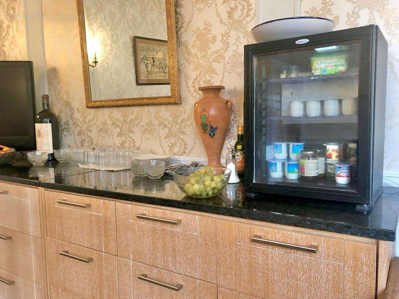 Commerce à BOURBON-L&#039;ARCHAMBAULT