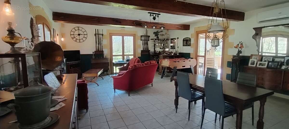 Maison à LALINDE