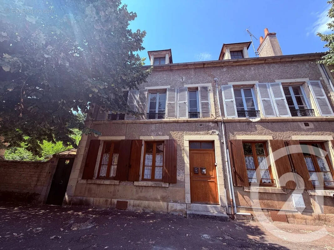 Maison à CLAMECY