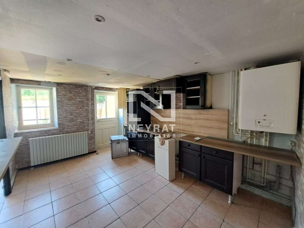 Maison à AUTUN