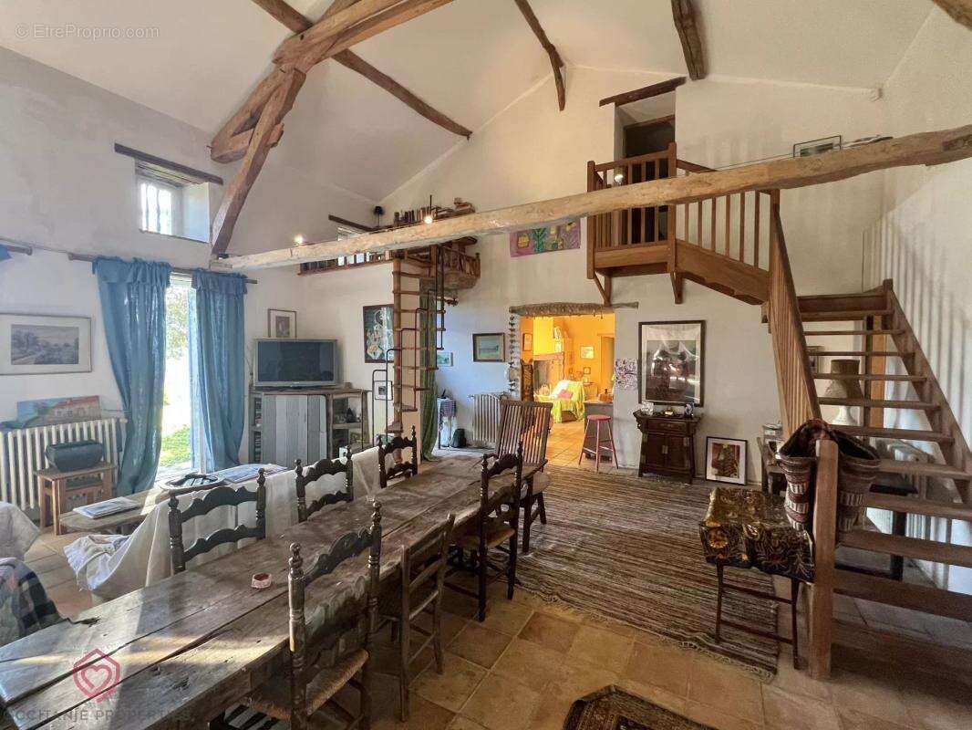 Maison à SAINT-YBARS