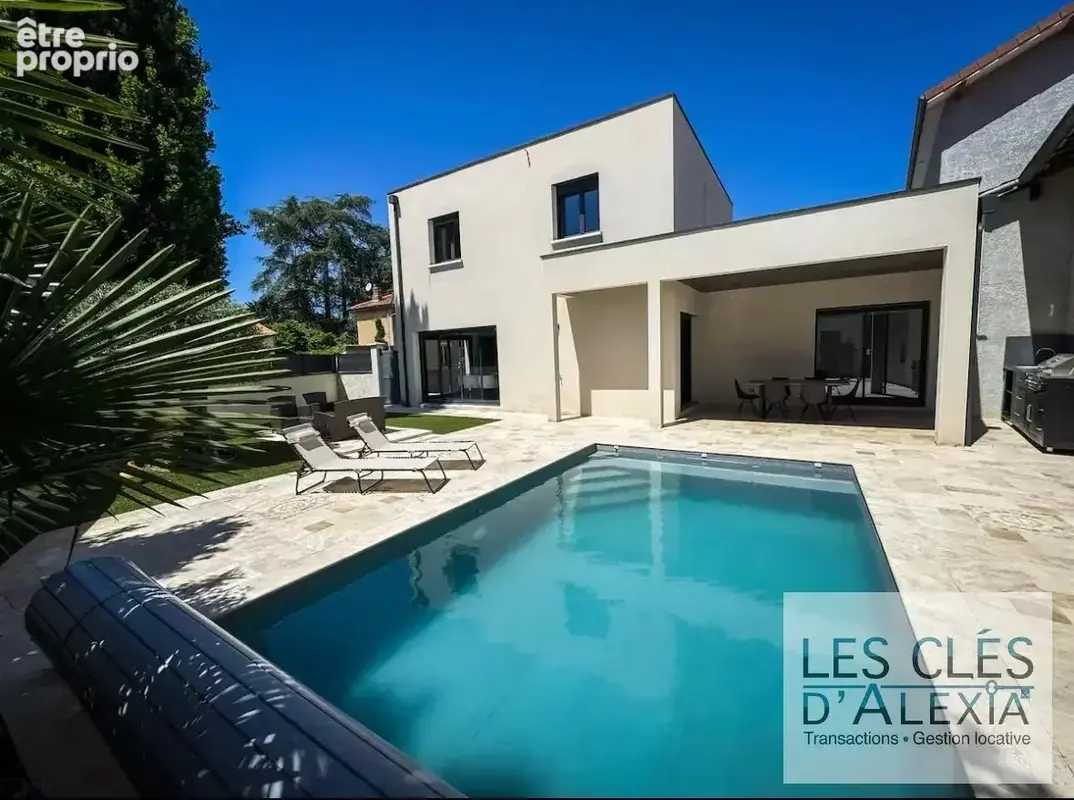 Photo Maison à Decines-Charpieu au prix de 645 000€
