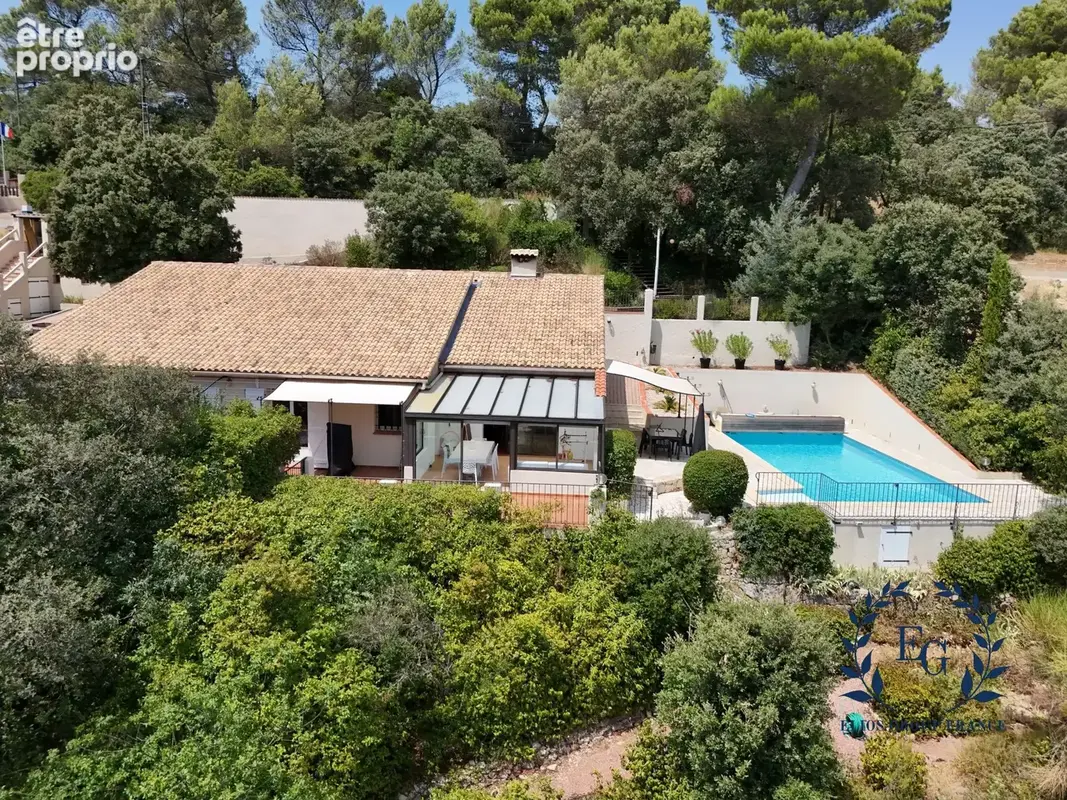 Maison 7 pièces 153 m² à vendre à Gareoult (83136) - photo 2