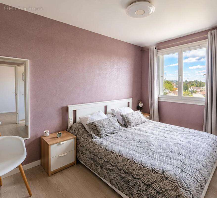 Appartement à SAINT-MEDARD-EN-JALLES