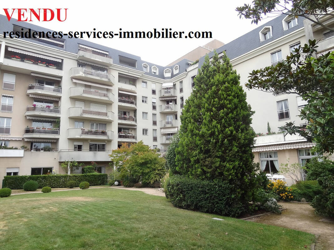 Appartement à NOGENT-SUR-MARNE