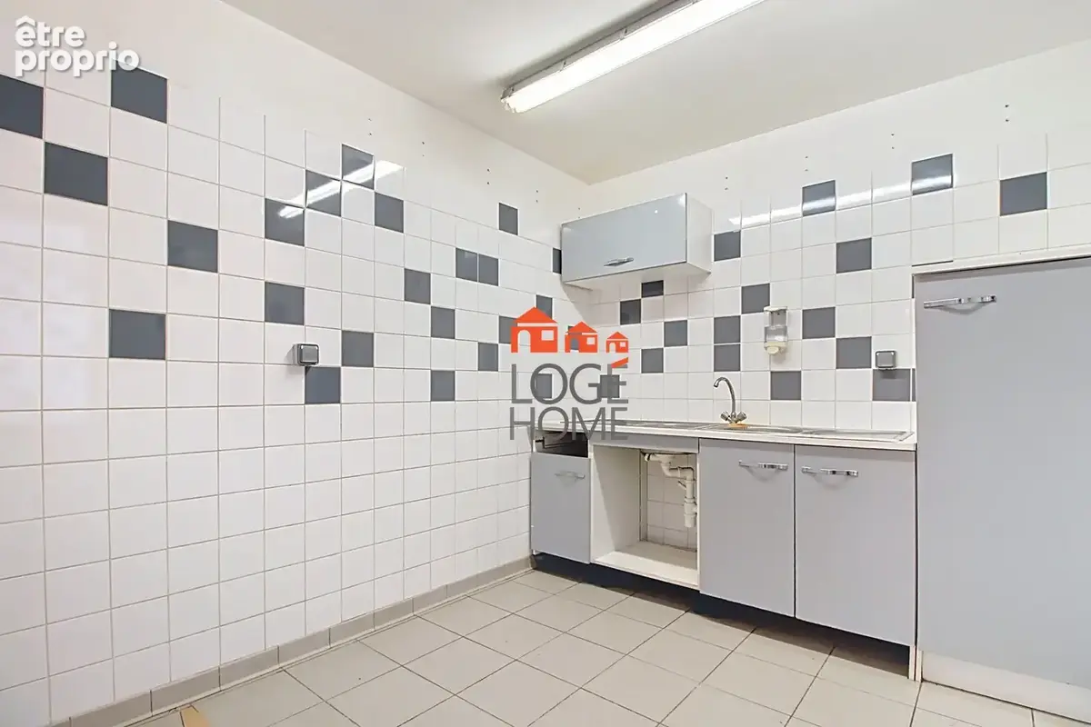 Maison 4 pièces 134 m² à vendre à Hem (59510) - photo 2