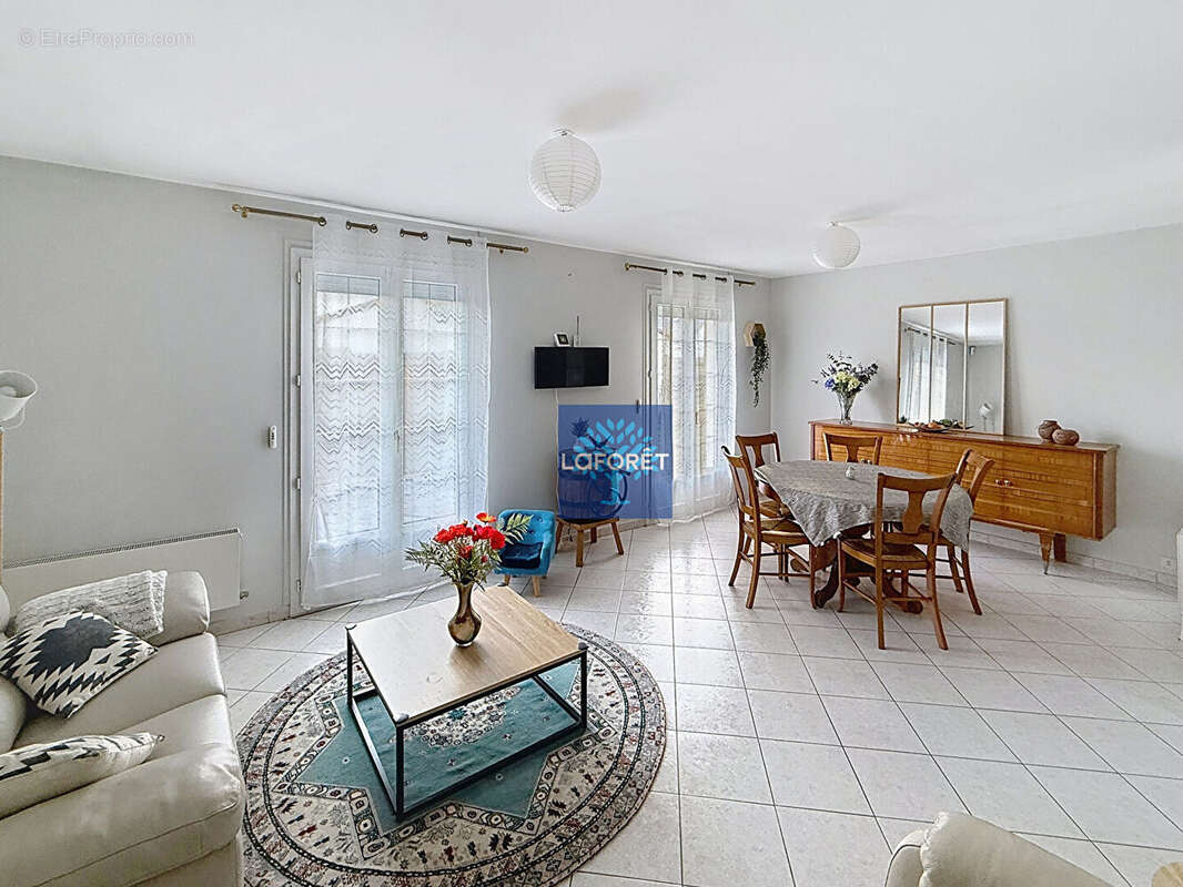 Maison à LE PLESSIS-PATE