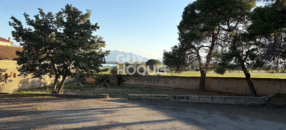 Maison à VILLENEUVE-DE-LA-RAHO