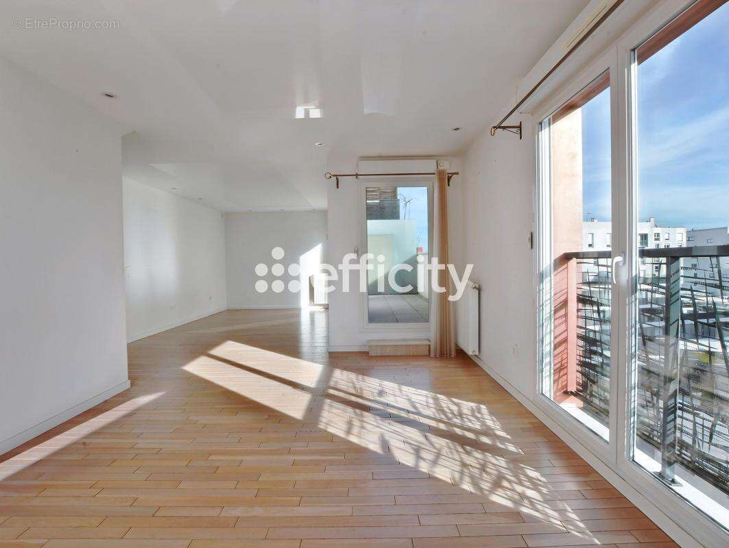 Appartement à SAINT-OUEN