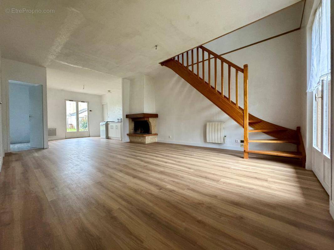 Maison à MAROLLES-EN-HUREPOIX