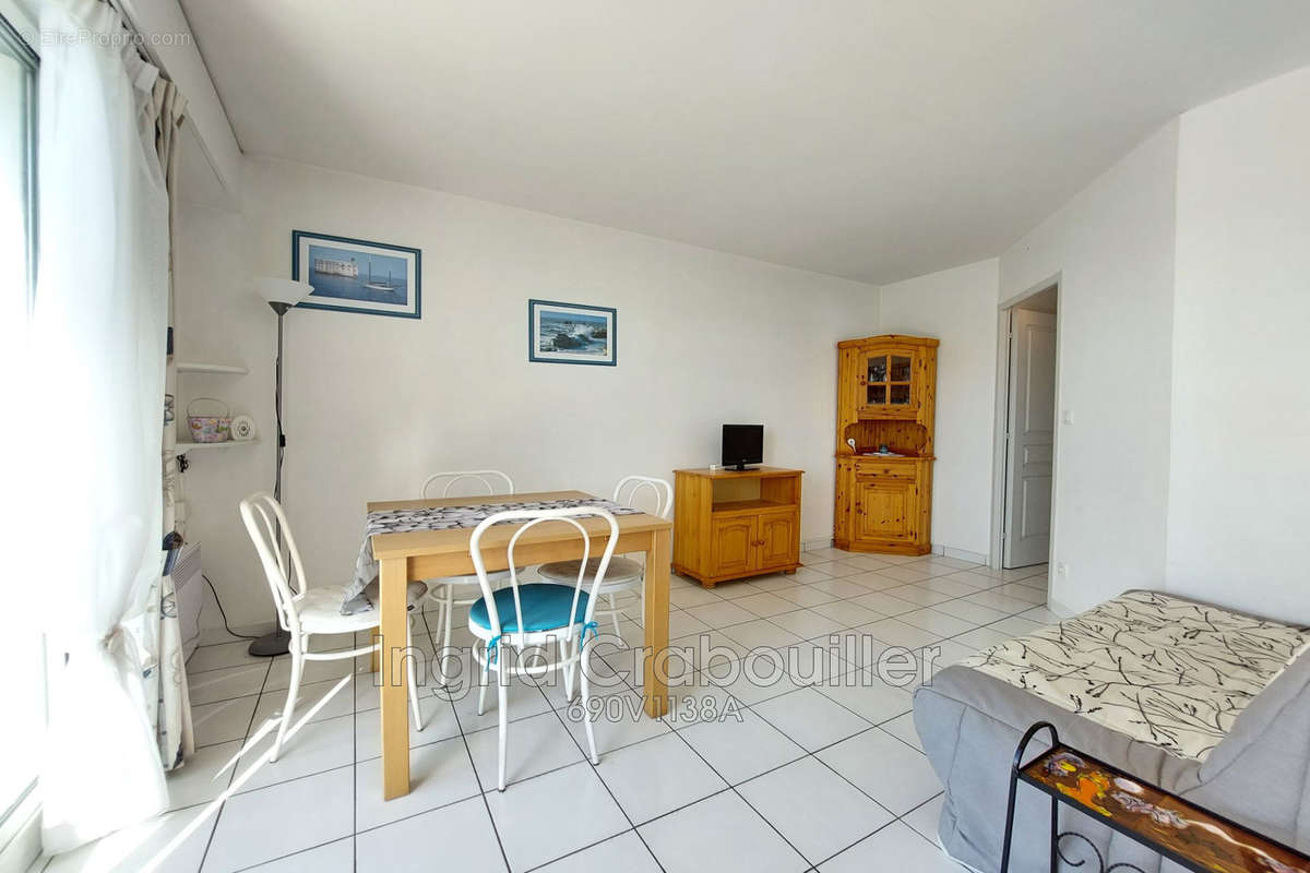 Appartement à VAUX-SUR-MER
