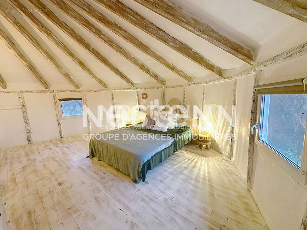 Maison à BELLEGARDE