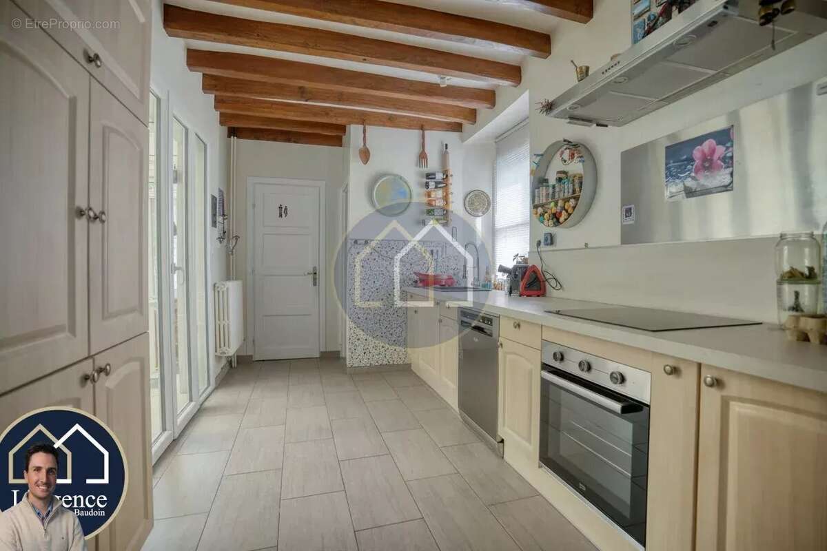 Maison à YMERAY