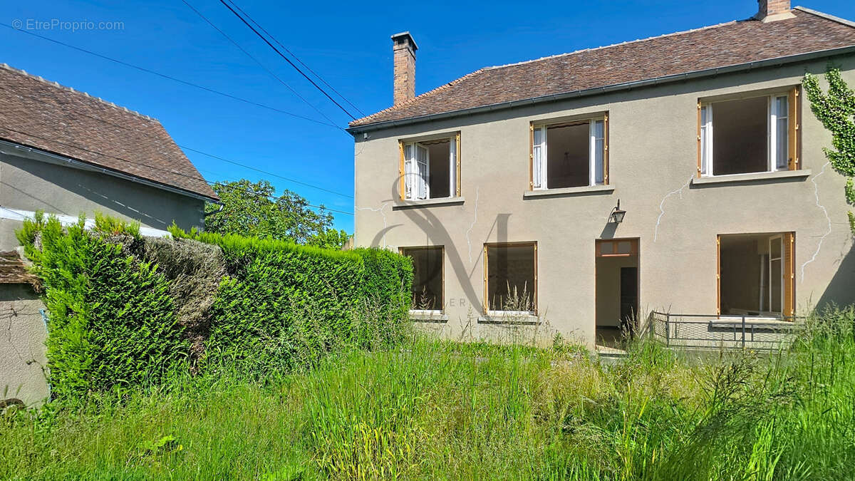 Maison à BRANSLES