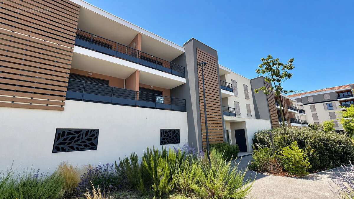 Appartement à HYERES
