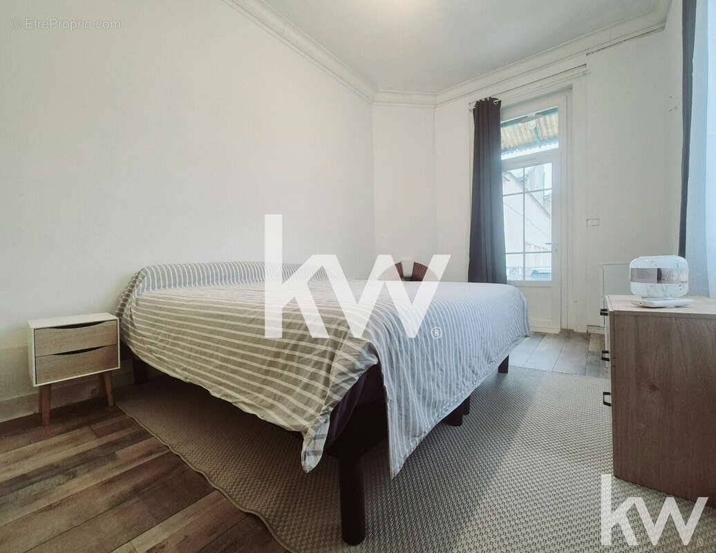 Appartement à LE CHAMBON-FEUGEROLLES