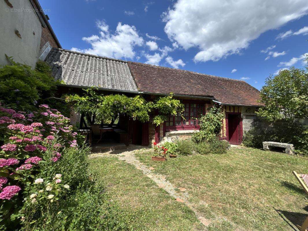 Maison à SILLY-EN-GOUFFERN