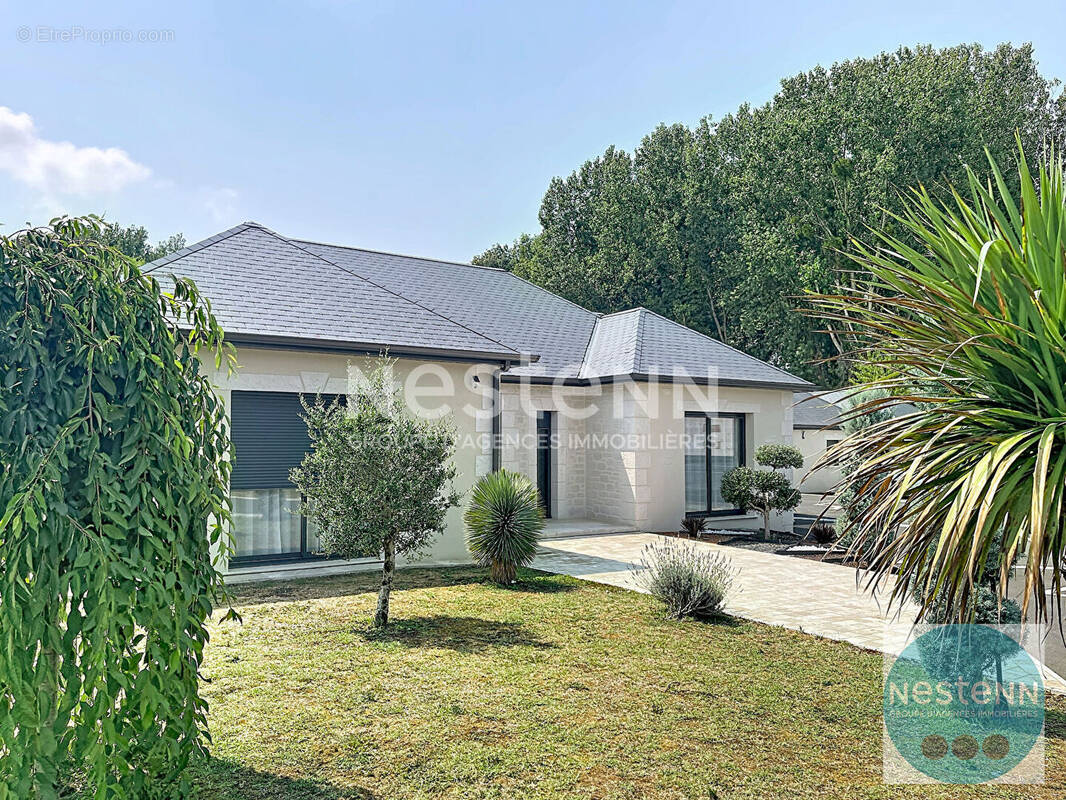 Pavillon de plain pied de 121 m² à vendre situé à Le Controis En Sologne / proche toutes commodités / jardin - photo 1