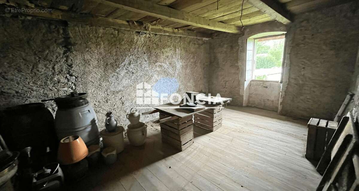 Maison à CORNIER