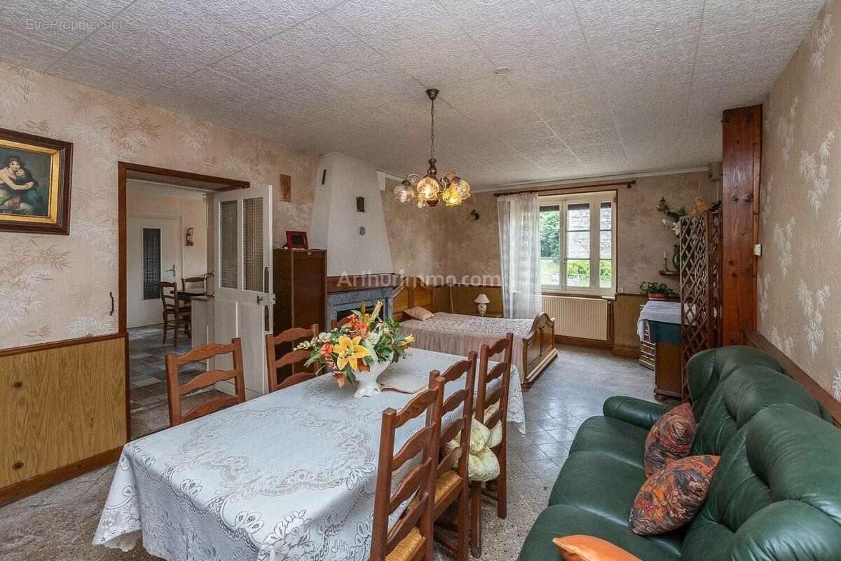 Maison à BRIORD