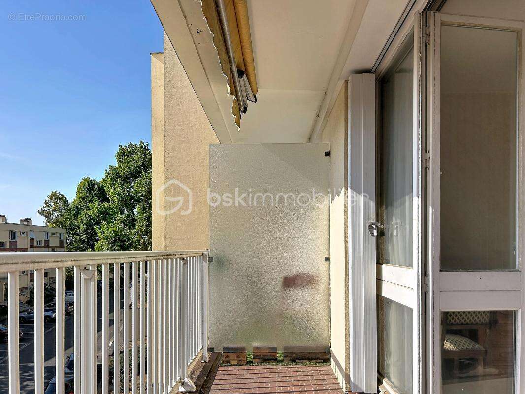 F3 de 69,23 m² avec box et cave – Une véritable opportunité - photo 5
