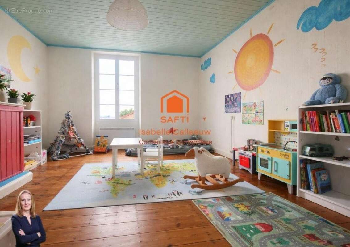 Photo 2 - Maison à MONTMOREAU-SAINT-CYBARD