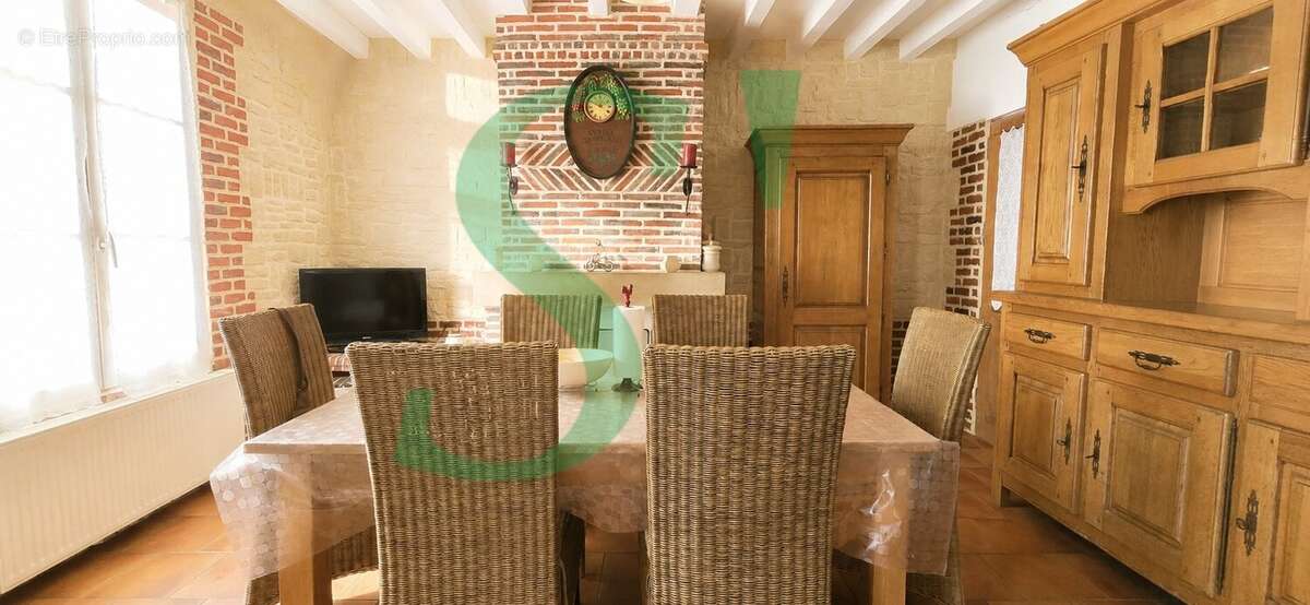 Maison 111 m² à Chaumont-En-Vexin  - photo 3