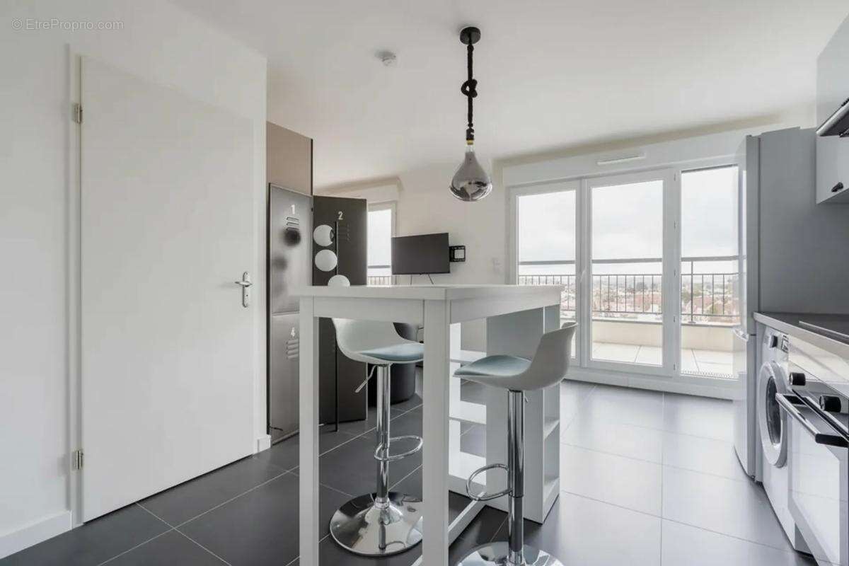 Appartement à AULNAY-SOUS-BOIS