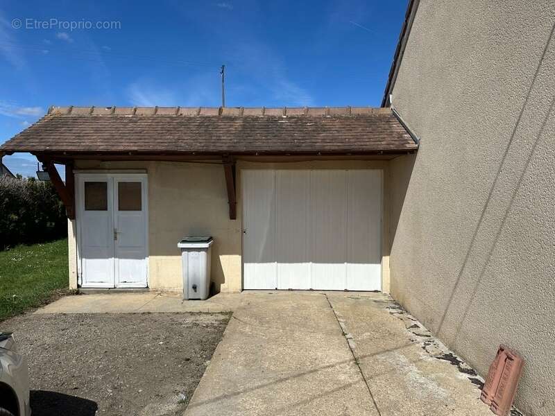 Maison à SAINT-GERVAIS-EN-BELIN