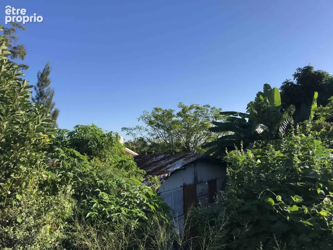 Proche Clinique Ste Clotilde terrain à vendre - photo 2