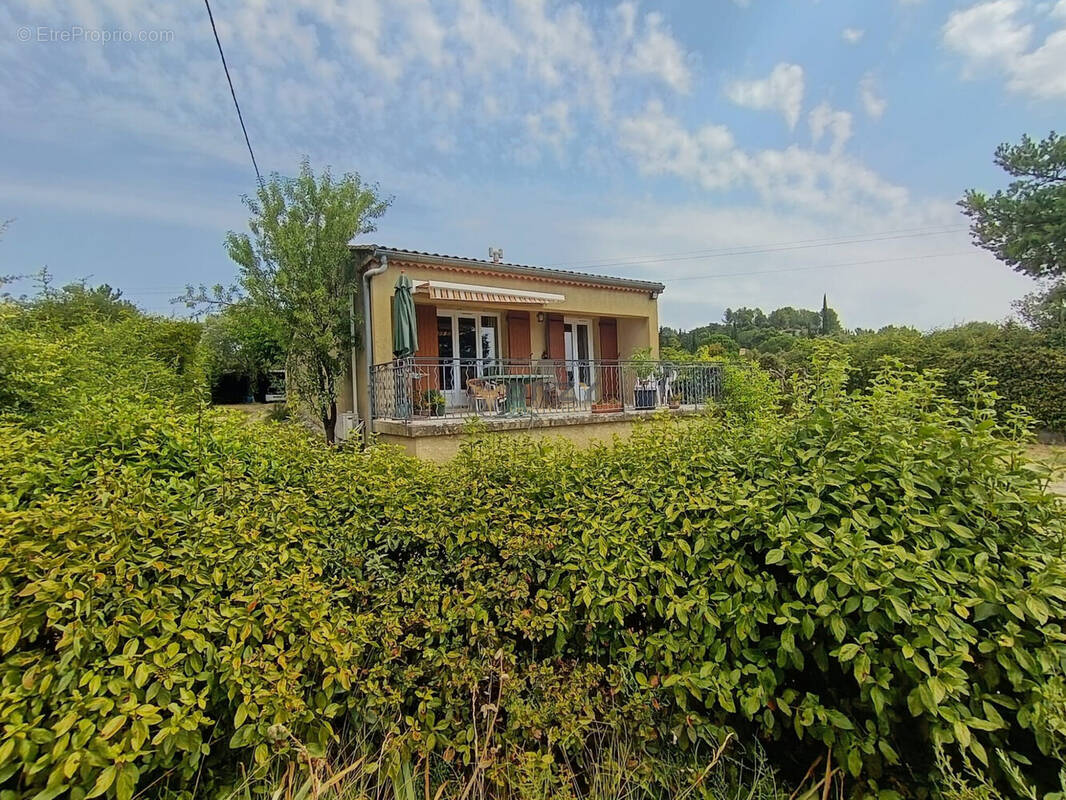 Maison à PUJAUT