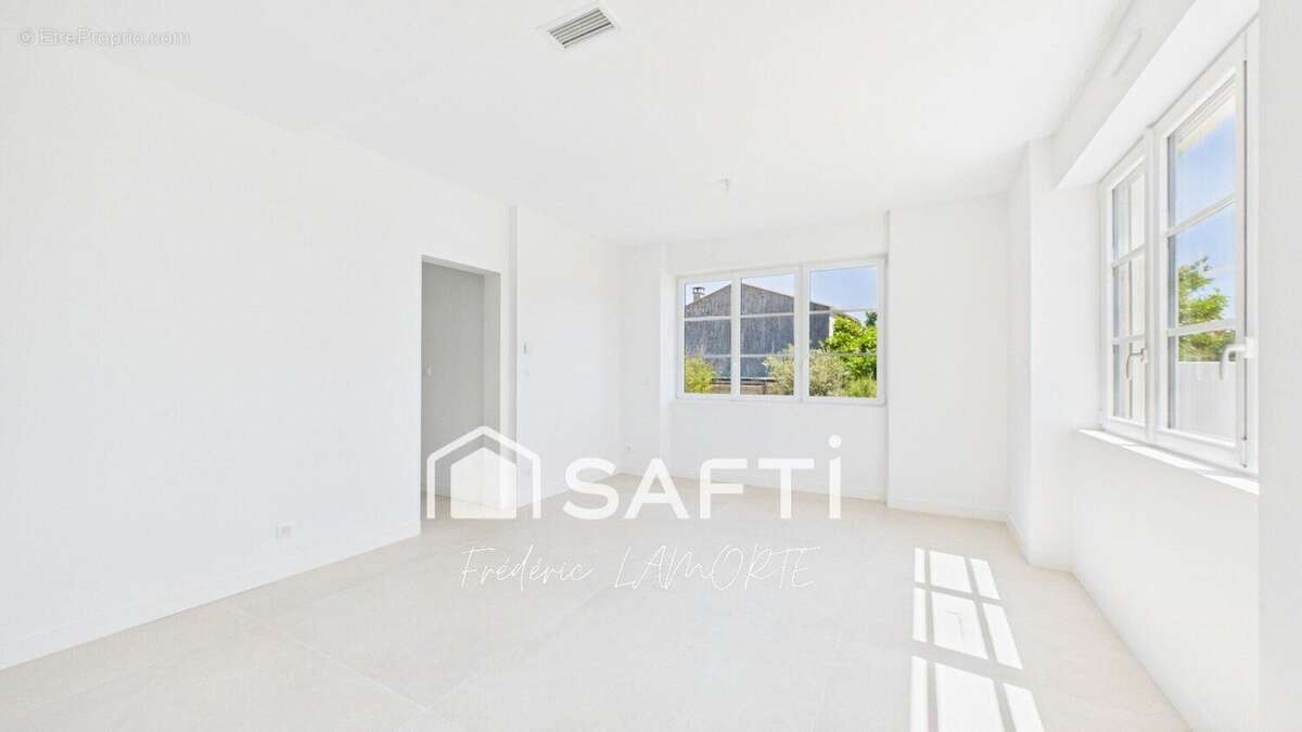 Maison 138 m² à Sainte-Soulle  - photo 5