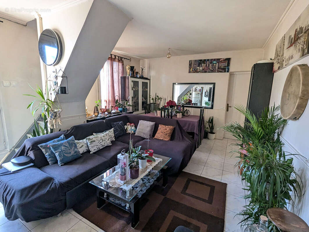 Maison à NEUILLY-SUR-MARNE