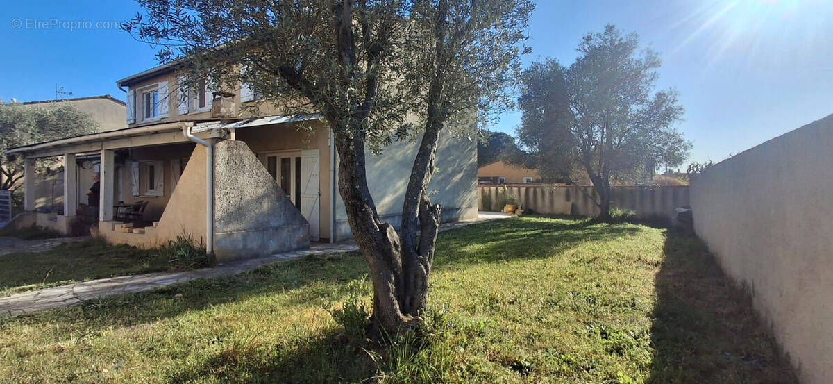Maison à AUBORD