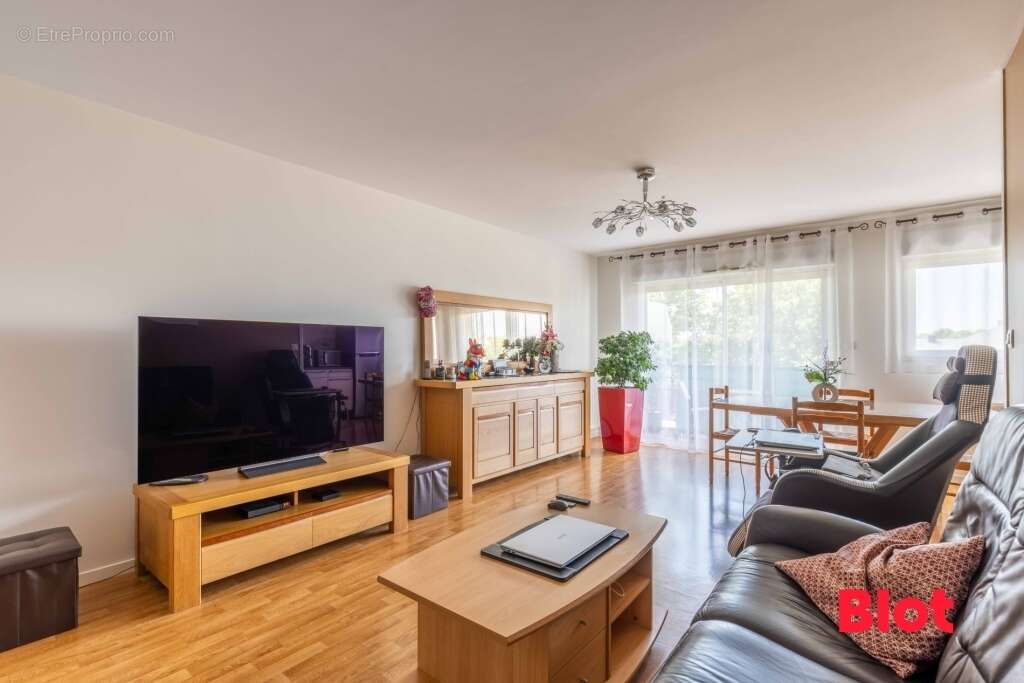 Appartement 80 m² à Betton  - photo 3