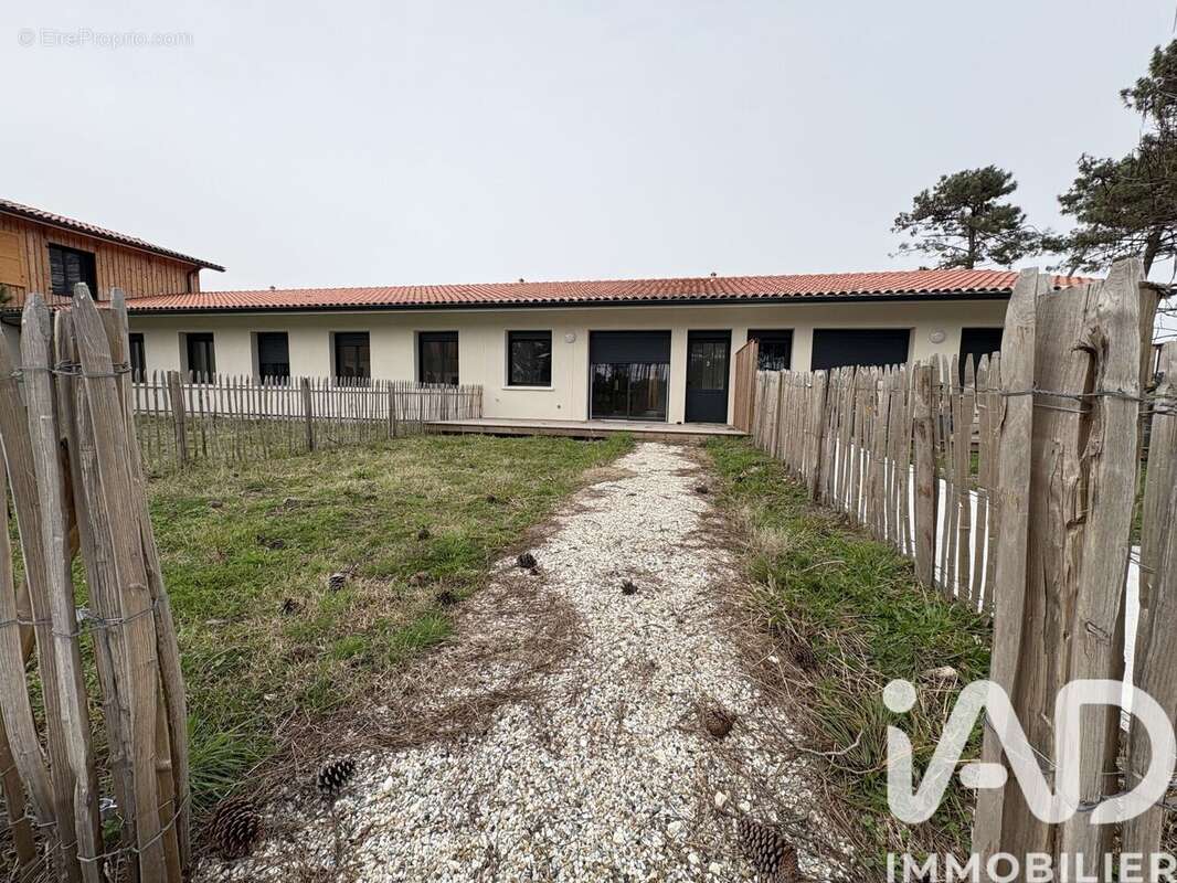 Photo 5 - Appartement à VENDAYS-MONTALIVET