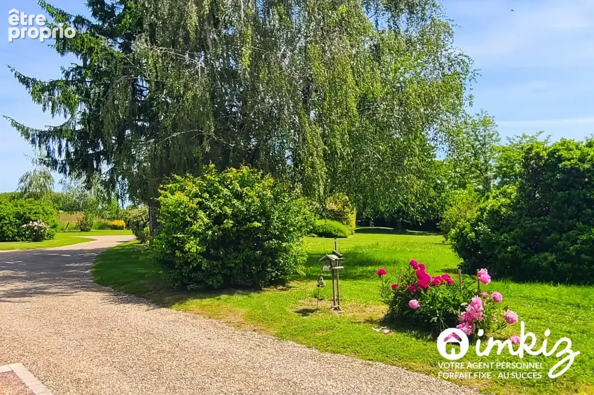 Propriété de charme avec piscine et dépendance - photo 18