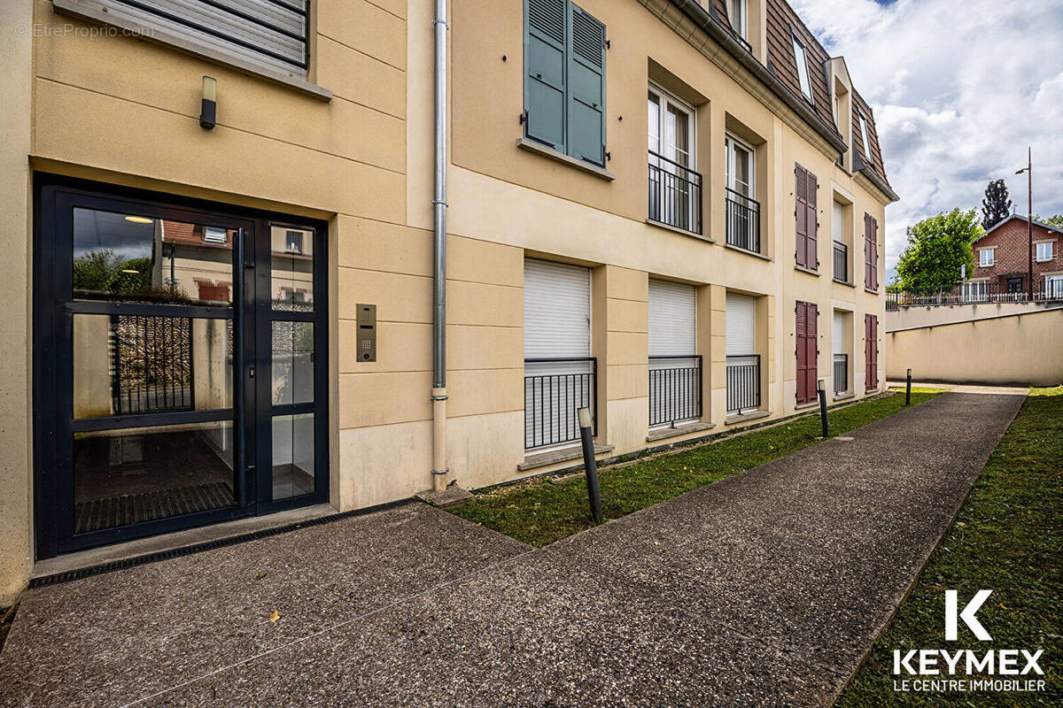 Appartement à MERU