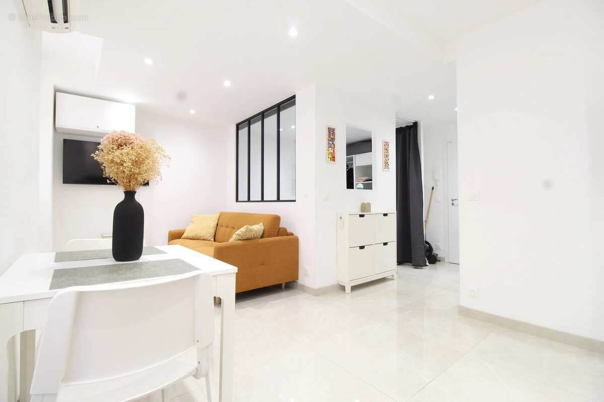 Studio optimisé en 2 pièces de 27 m² entièrement rénové - photo 6